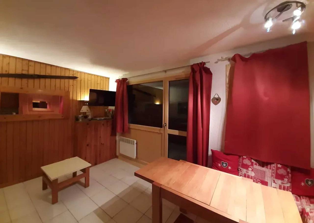 Apartamento entero, Apartamento confortable con vista a la montaña - 27 m² + Balcón in Plagne Villages, La Plagne-Tarentaise