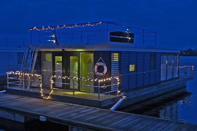 Hausboot am Xantener Nordsee in Xanten, Niederrhein