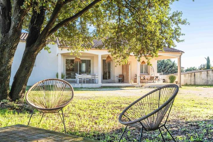 Location de vacances pour 6 personnes, avec terrasse à La Bruguière