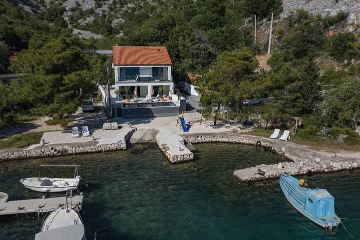 Villa für 12 Personen, mit Garten und Balkon, mit Haustier in Karlobag - 3