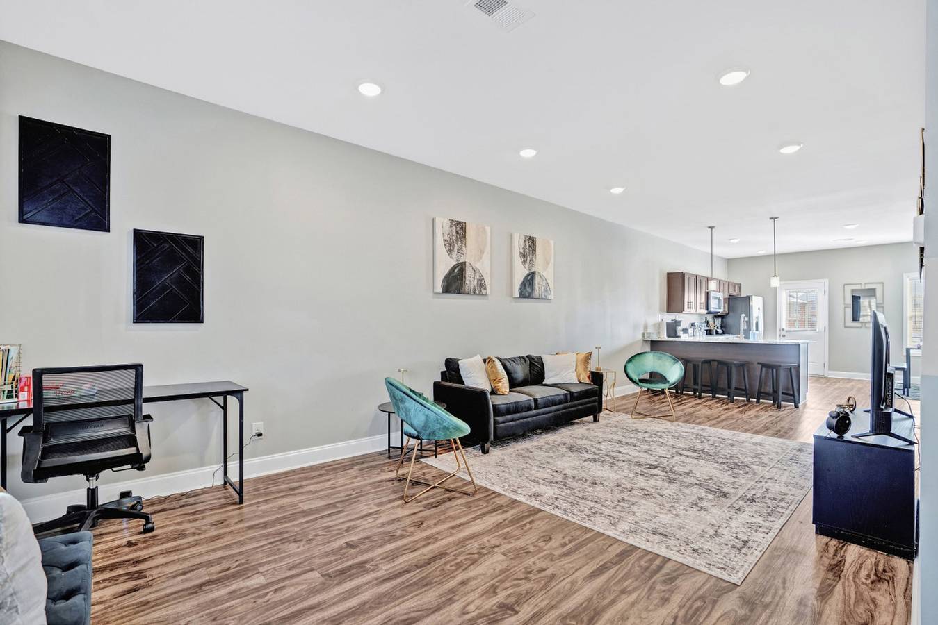 Vacation Rental for 4 Guests in Clarksville, Tennessee