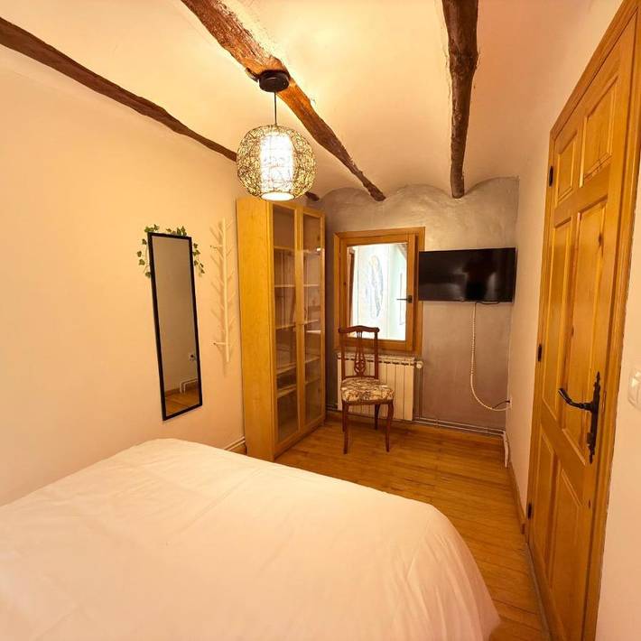 Casa rural para 15 personas, con jardín y piscina, Se admiten mascotas en Provincia de Teruel - 2