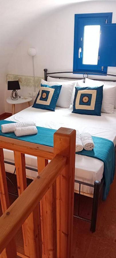 Location de vacances pour 2 personnes, avec jardin dans Perivolos - 2