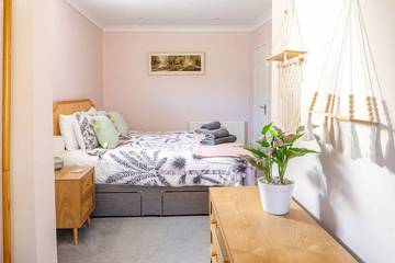 Holiday Home for 4 People in Holt, Norfolk, Photo 3