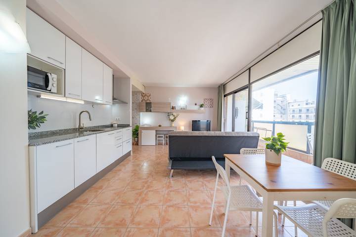 Ferienwohnung für 3 Personen, mit Balkon und Pool in Malgrat de Mar - 3