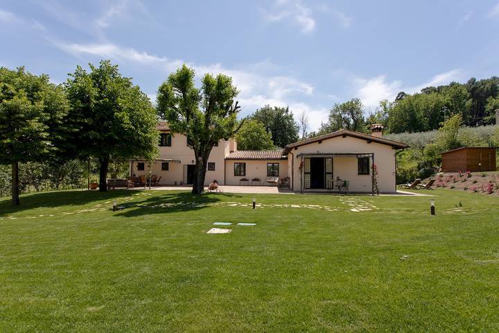 La Collina degli Ulivi 8+2, Emma Villas in Montefalco, Province de Pérouse