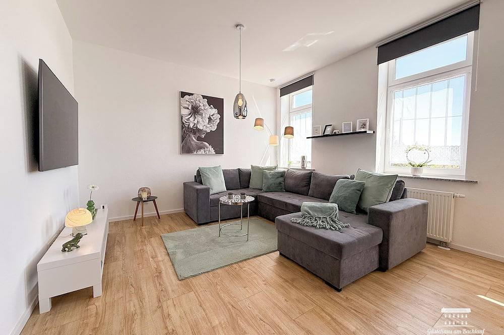 Ganze Wohnung, Gästehaus am Bachlauf - Losheim am See moderne & große Fewo 79m² /1-4 Pers in Losheim am See, Saar-Nahe-Bergland