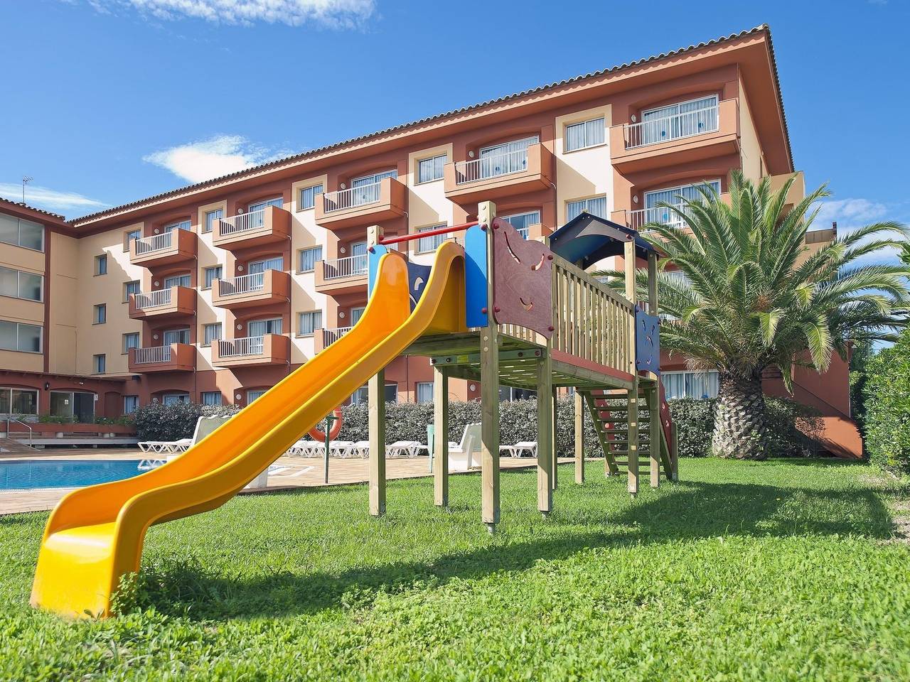 Ganze Ferienwohnung, Ferienwohnung für 4 Personen mit Garten in l'Estartit, Estartit