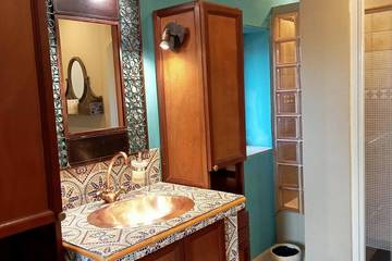 Cottage pour 3 personnes, avec piscine et jardin, animaux acceptés à Villeneuve-lès-Montréal