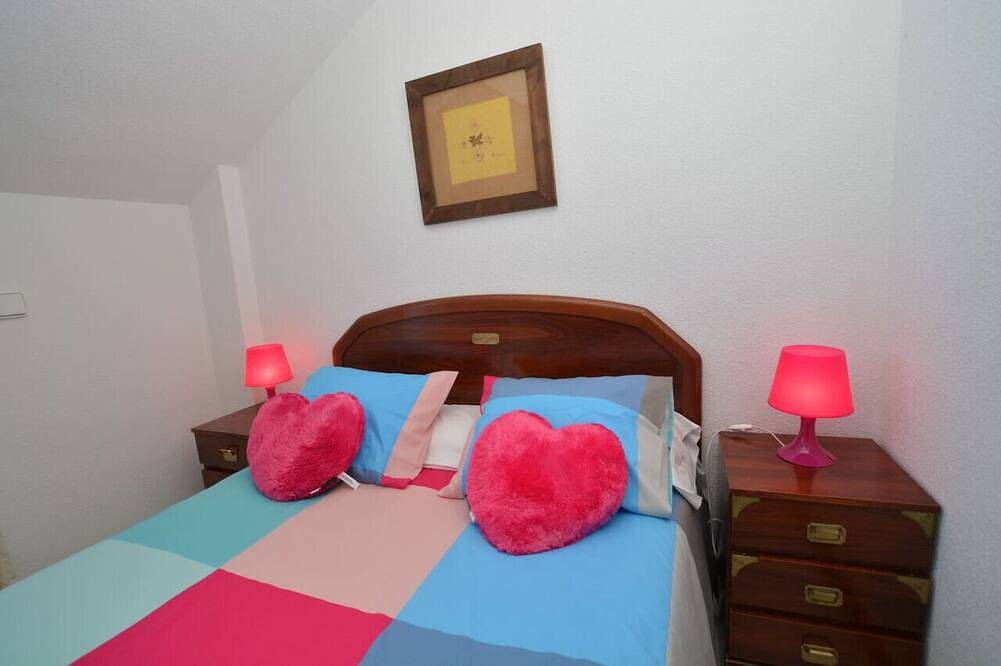 Entire apartment, Apartamento con vistas a la playa y tenis - la Are in Arnuero, Cantabrian Coast