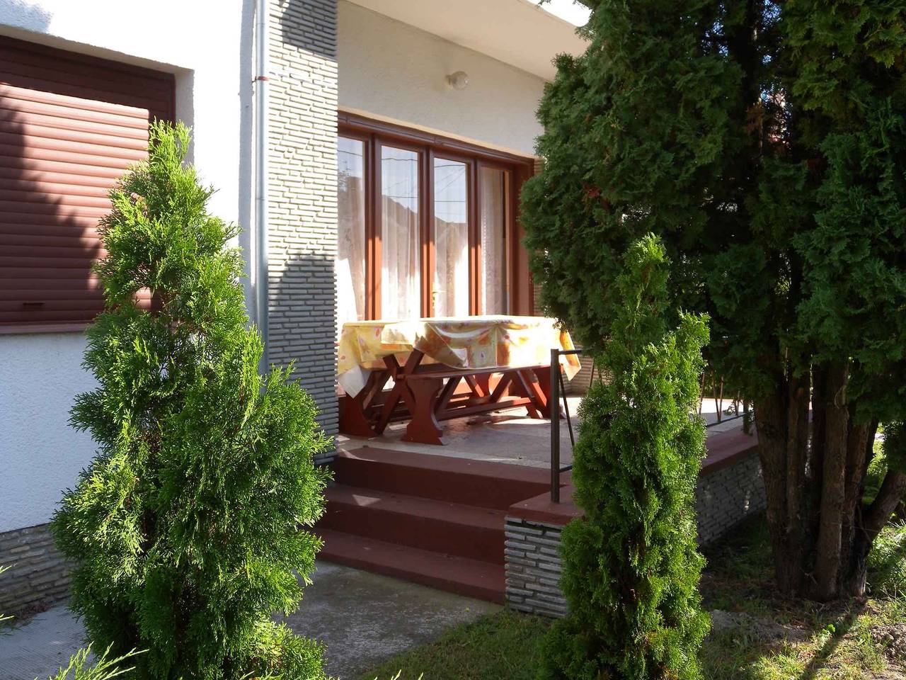 Casa vacanze ad uso esclusivo con giardino e barbecue a 150 m dalla spiaggia in Balatonmariafurdo, Riva Meridionale del Lago Balaton