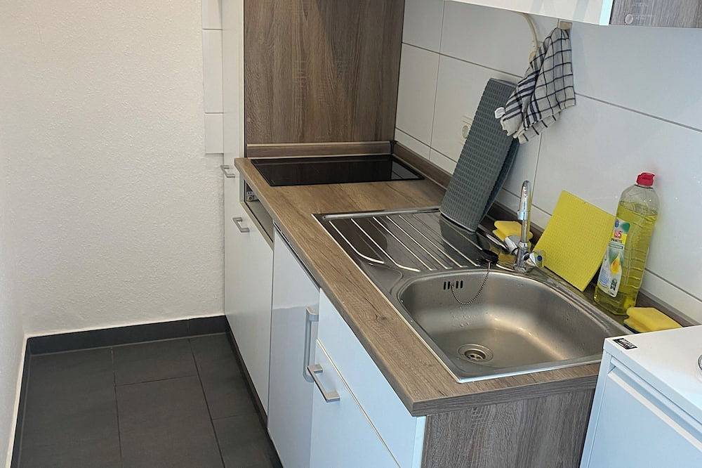 Appartamento intero, For 3, kitchen, parking lot, internet, coffee machine in Dortmund, Ruhrgebiet