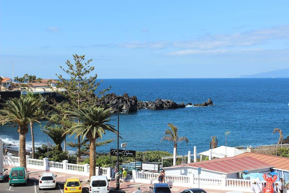 Apartamento entero, Apartamento justo en la playa de Playa de La Arena, con balcón y vista al mar. in Playa Neptuno (Santiago del Teide), Santiago del Teide