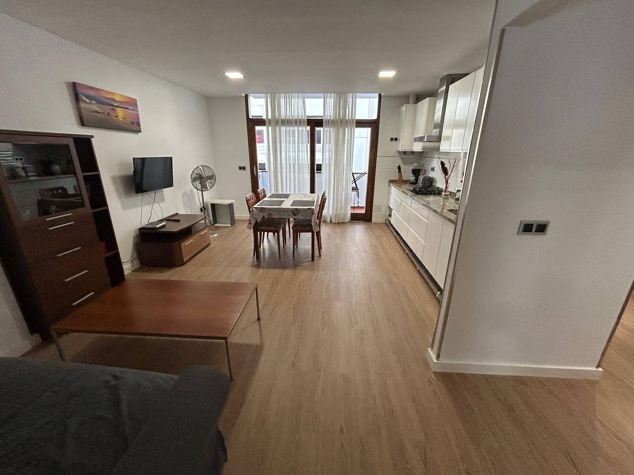 Entire apartment, Piso con Balcón cerca de la Playa – Apartment with Balcony and Wi-Fi near the Beach in Las Palmas de Gran Canaria Centre, Las Palmas de Gran Canaria