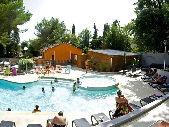 Camping pour 3 personnes, avec Bassin pour enfant à Six-Fours-les-Plages