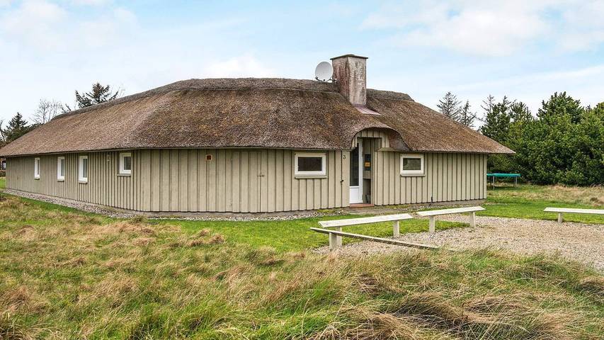 Ferienhaus für 8 Personen, mit Terrasse und Sauna in Vejers Strand