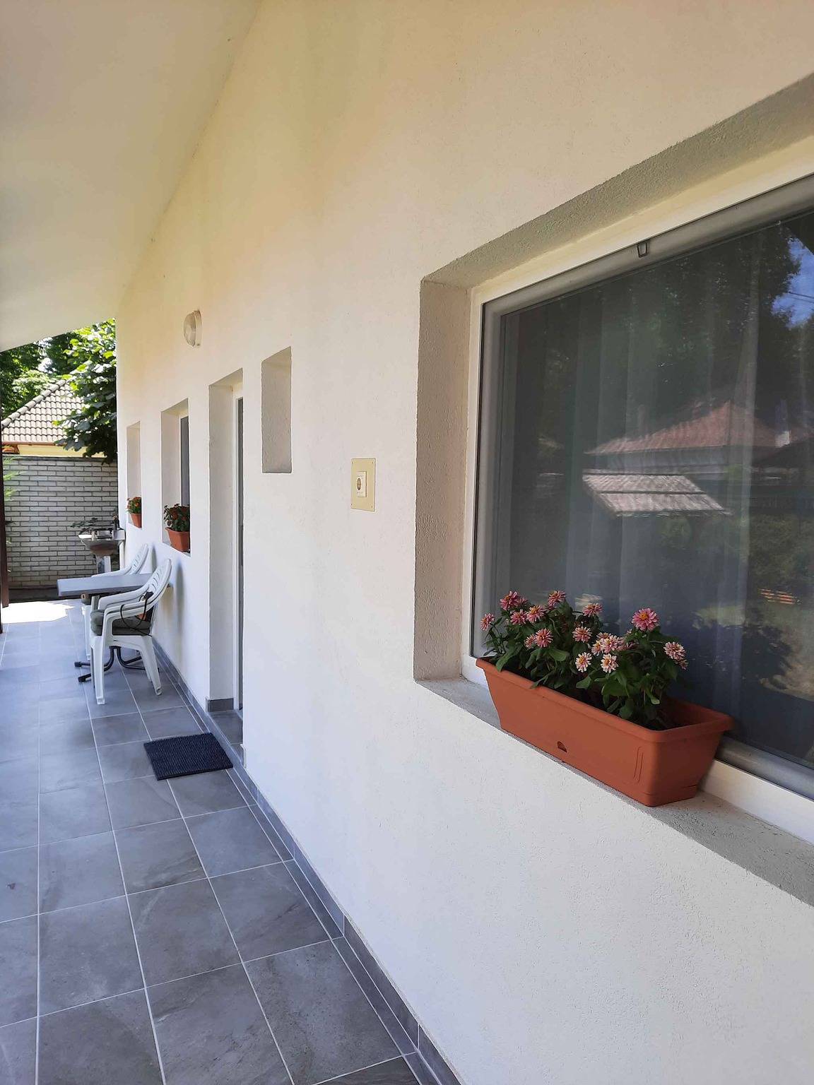 Ganze Ferienwohnung, Ferienwohnung mit Klimaanlage und Internet  in Balatonboglar, Plattensee Südufer