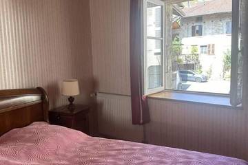 Location De Vacances pour 4 Personnes dans Poncin, Nantua, Photo 4