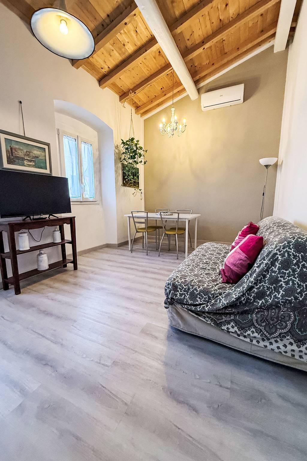 Entire apartment, Borgo di Mare in Livorno, Etruscan Coast