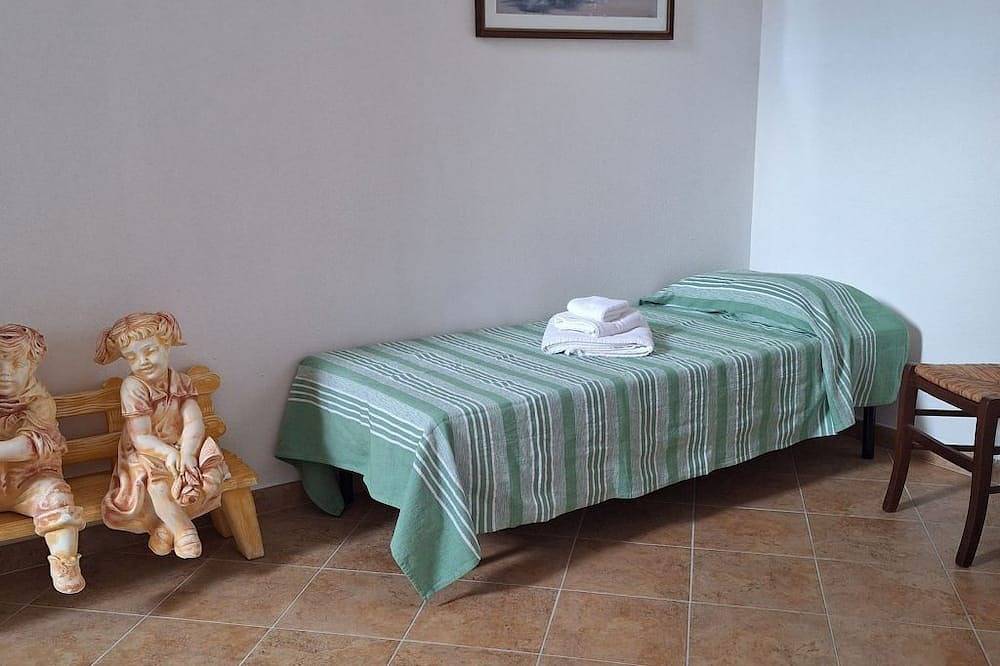 Ganze Wohnung, Manna Hof in Irgoli, Barbagia