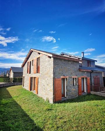 Gîte pour 6 personnes, avec jardin à Palau-de-Cerdagne