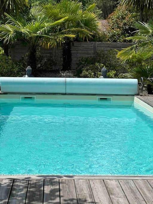 Gîte pour 2 personnes, avec jardin et piscine à Le Temple - 3