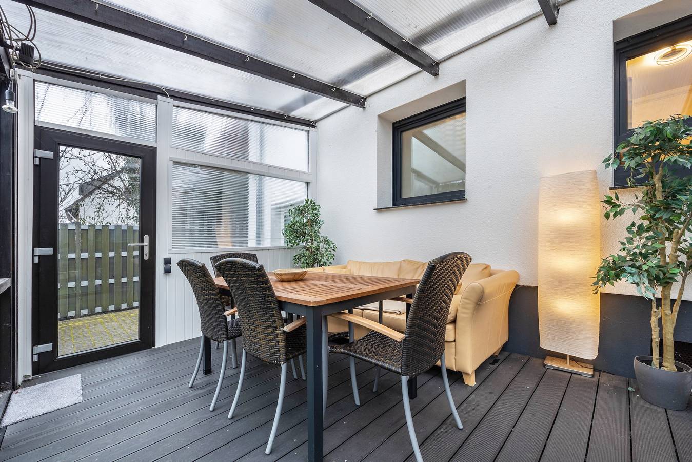Apartamento entero, Fewobyhd Planta baja - 65 m² con terraza acristalada y punto de carga in Bad Salzuflen, Distrito de Lippe