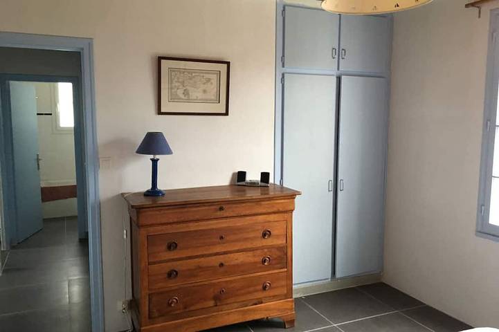 Apartamento entero, Tranquila, con vistas al mar - 1 ° piso villa independiente con jardín - 150 m playa in Barbâtre, Noirmoutier