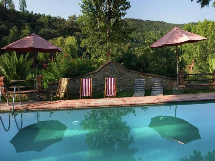 Casa de vacaciones para 2 personas, con Jardín además de Piscina para niños y Piscina en Sierra de Huelva