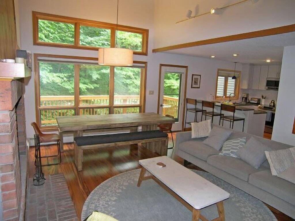 Verwaltet von Loon Reservierungsservice - Nh Mahlzeiten & Zimmer Lic # 056365 in Lincoln (NH), Franconia Notch