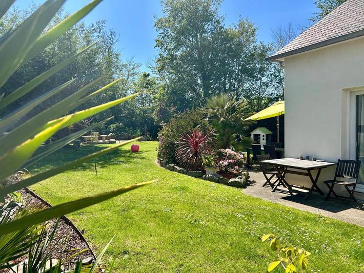 Location de vacances pour 7 personnes, avec jardin à Tréveneuc - 4