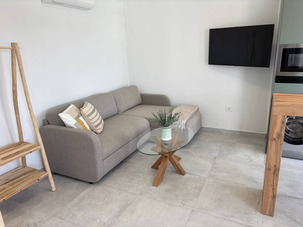Entire apartment, Apartment 'Casa Craspedia' with Private Pool, Wi-Fi and Air Conditioning in Vejer de la Frontera, Costa de la Luz