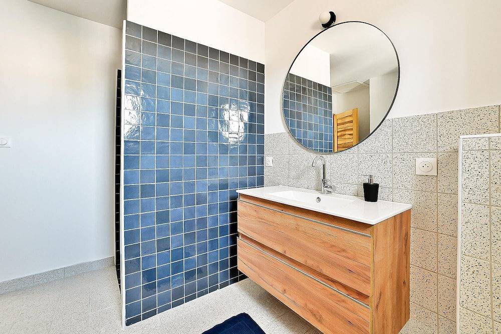 Stunning home in Monteux with Wifi in Monteux, Vaucluse