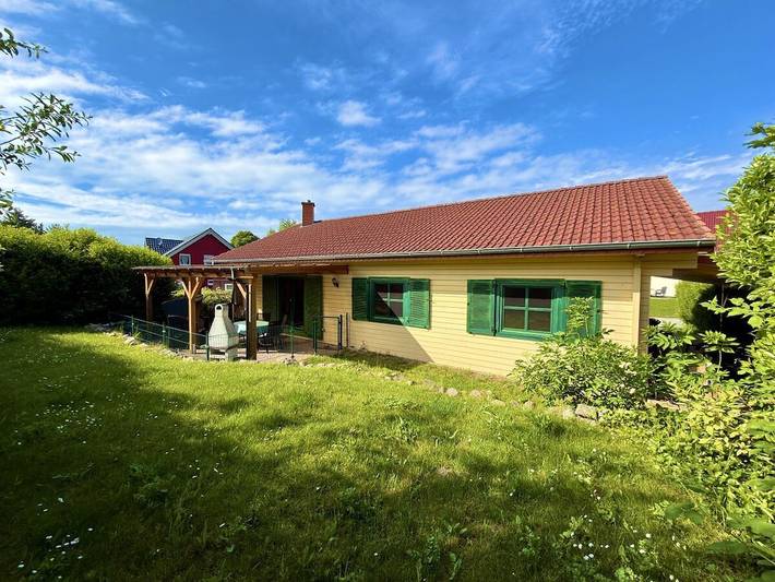 Bungalow für 6 Personen, mit Terrasse und Garten sowie Sauna in Boiensdorf