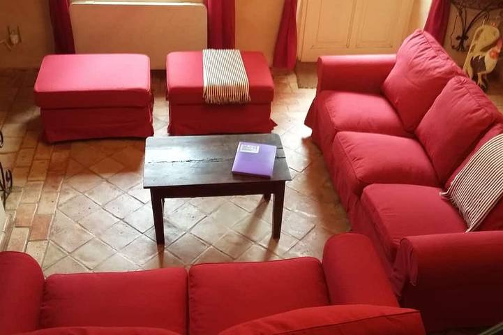 Gîte pour 10 personnes, avec jardin et jacuzzi à Saint-Restitut - 2