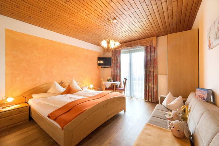 Ferienwohnung für 3 Personen, mit Balkon und Terrasse sowie Garten und Seeblick am Millstätter See - 4