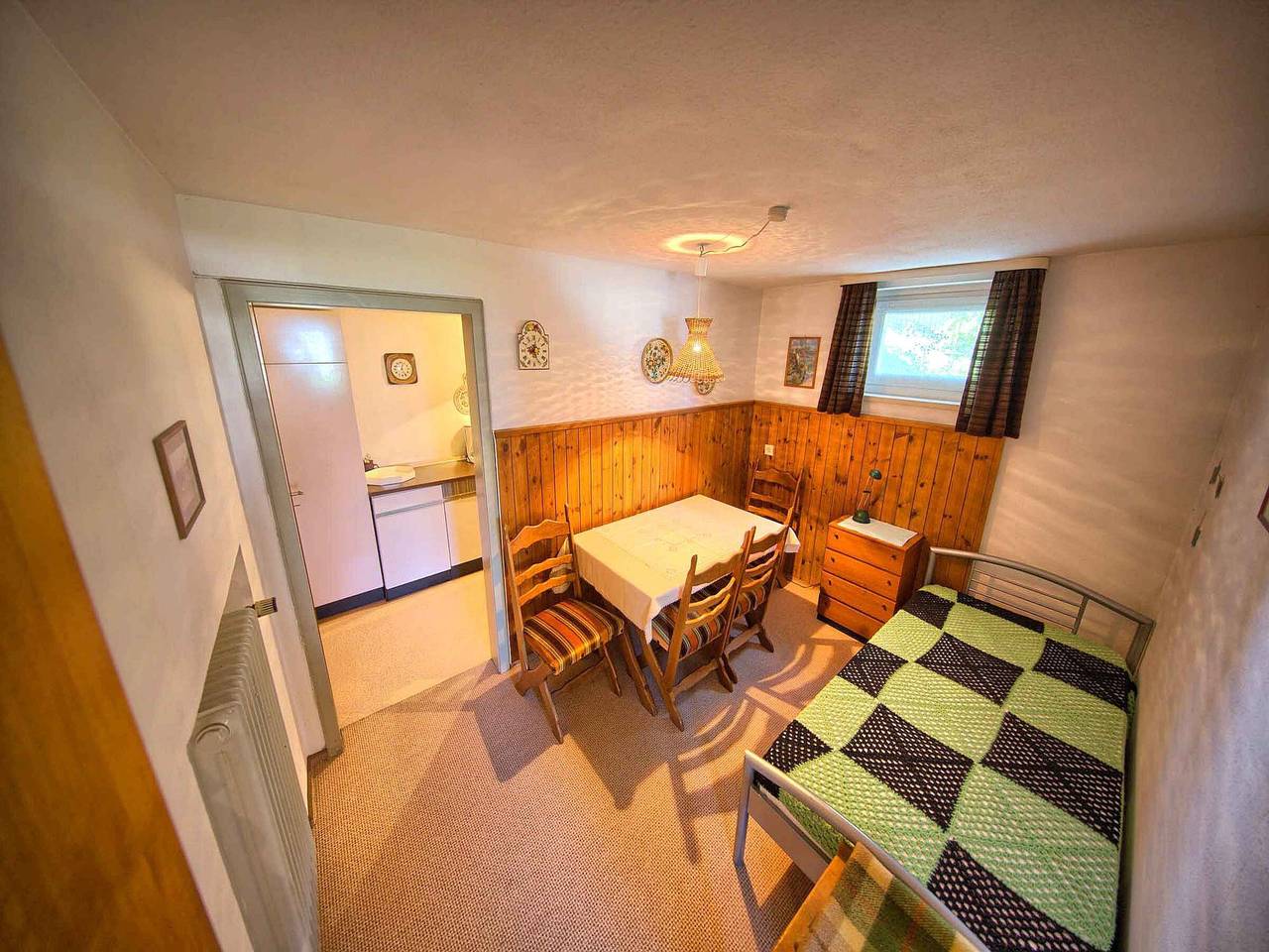 Entire apartment, Apartment 'Kaltenbach' with Shared Terrace, Shared Garden and Wi-Fi in Schonach (Town), Schonach