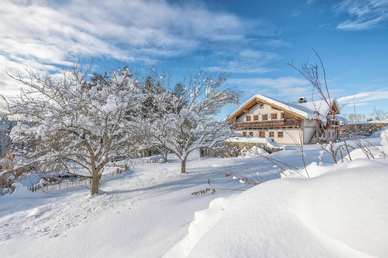 Ganze Ferienwohnung, Exklusive Ferienwohnung in Breitenberg mit Grill, Terrasse und Garten in Breitenberg, Ostbayern