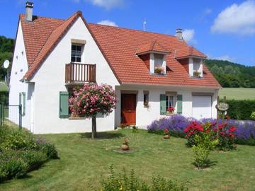 Chambre d’hôte pour 3 personnes, avec jardin ainsi que vue et vue sur le lac à Estréelles