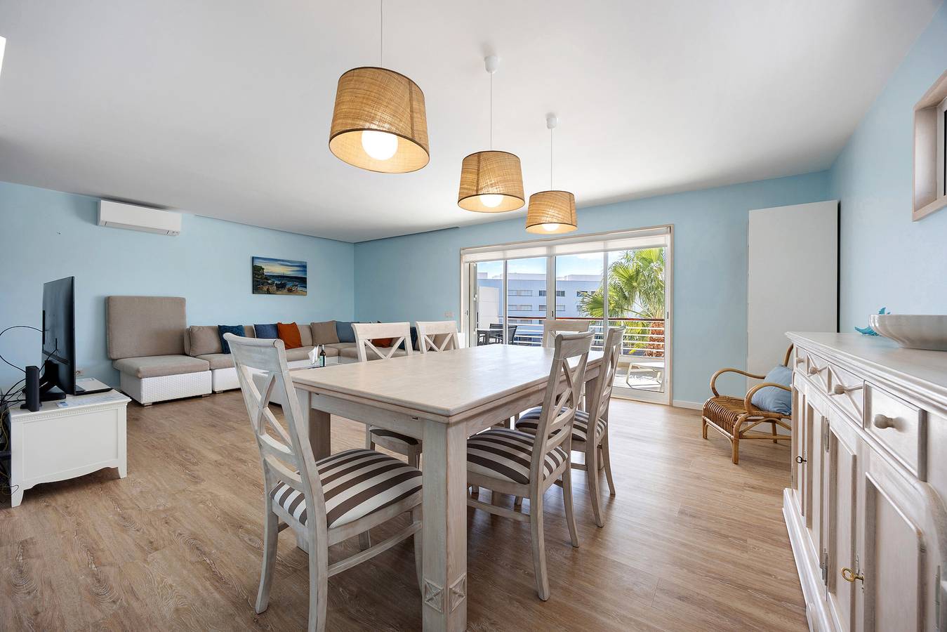 Apartamento entero, Apartamento 'Blue Marine' con vistas al lago, Wi-Fi y aire acondicionado in São Sebastião, Lagos