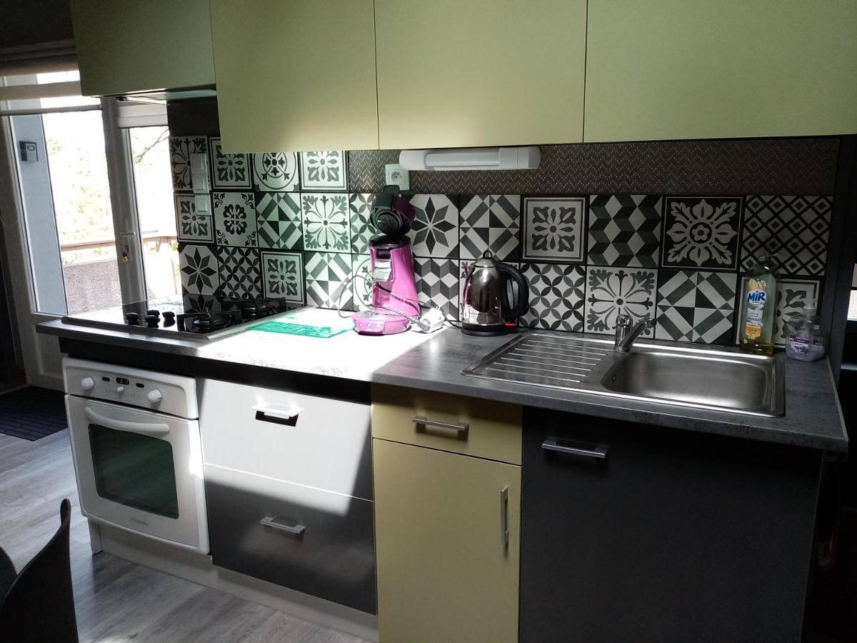 Appartement entier, Apartment with Terrace in Vieille-Brioude, Parc Naturel Régional Livradois-Forez