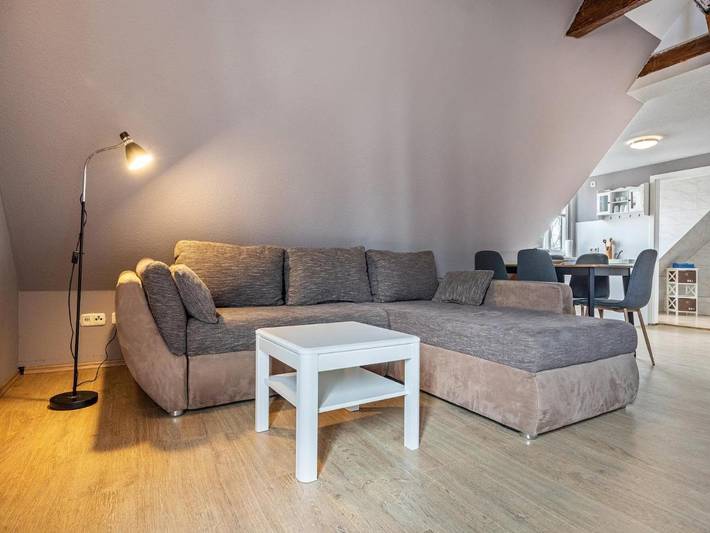 Ferienwohnung für 4 Personen, mit Garten und Seeblick