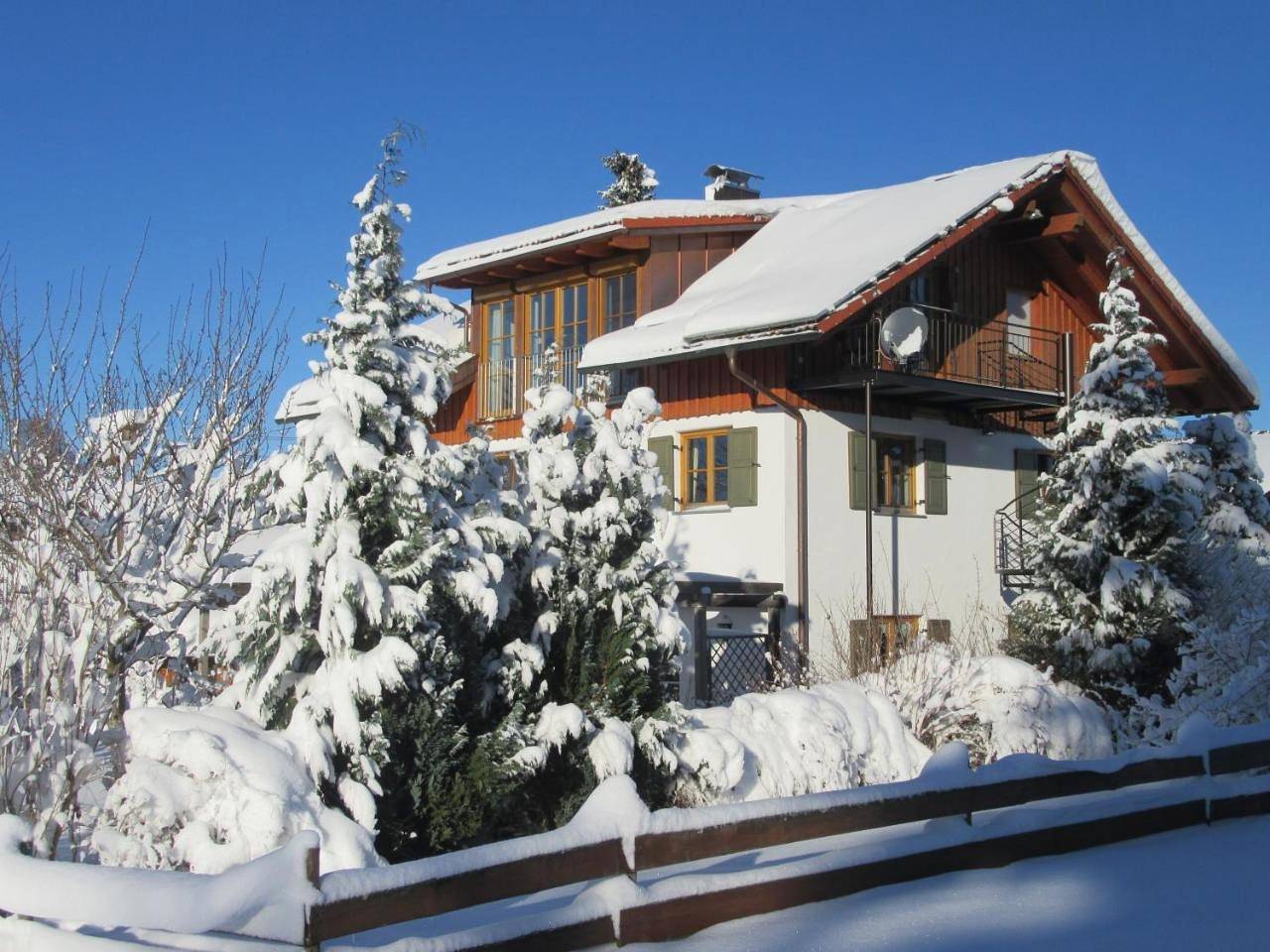 Ganze Wohnung, Apartment with Mountain View in Waltenhofen, Bayerisch Schwaben
