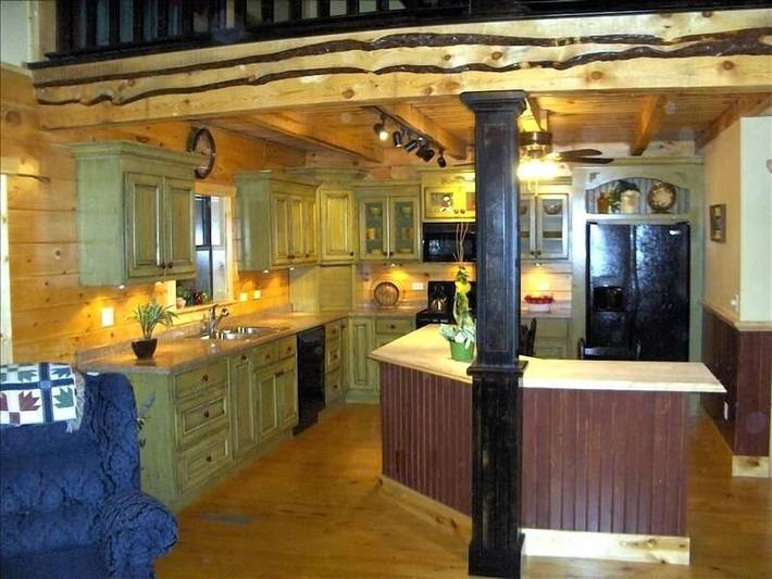 Log cabin for 6 people, with hot tub and balcony in Alabama