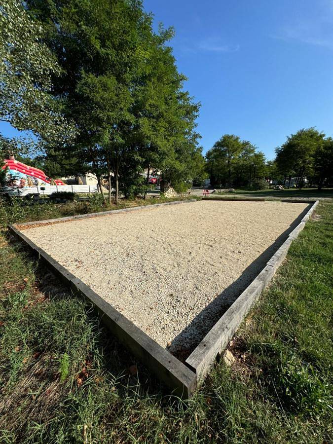 Location de vacances pour 7 personnes, avec vue ainsi que terrasse et piscine à Saint-Just-d'Ardèche - 4