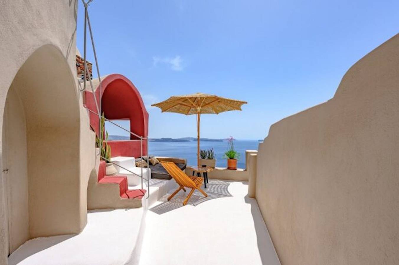 Stunning Santorini Villa | 1 Bedroom | Villa Indiana | Private Heated Plunge Pool & Amazing Caldera Sea Views | Oia in Oia, Santorini