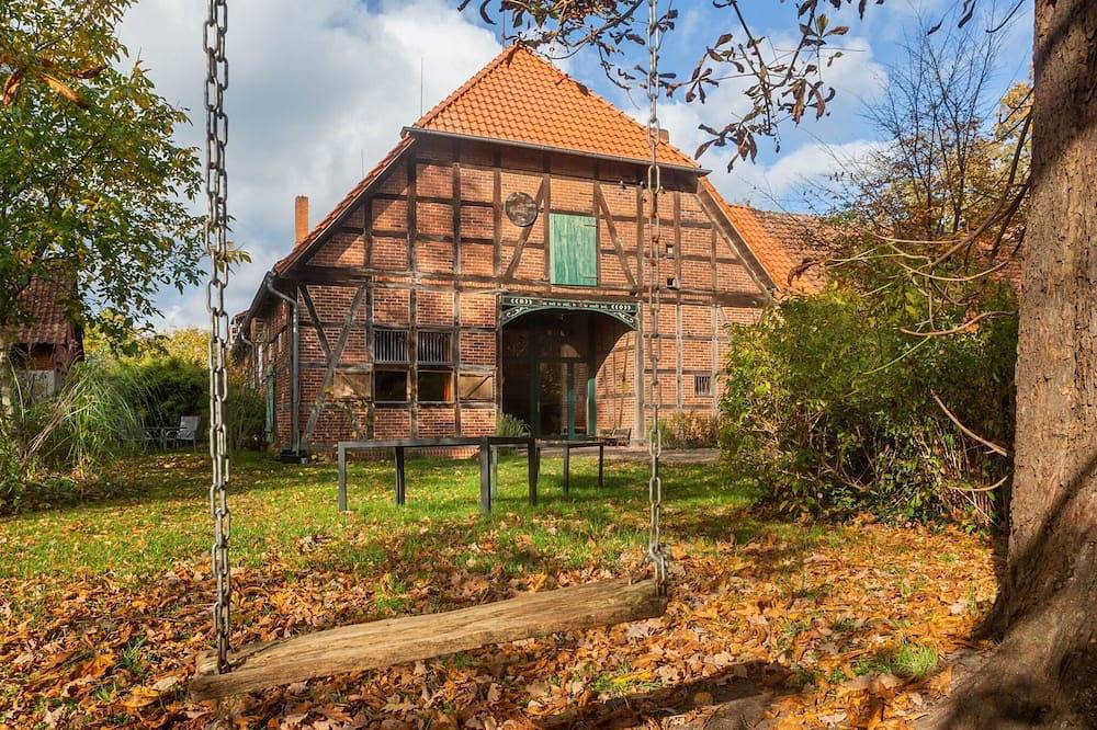Historischer Fachwerk-Bauernhof in Hohnebostel, in Langlingen, Landkreis Celle