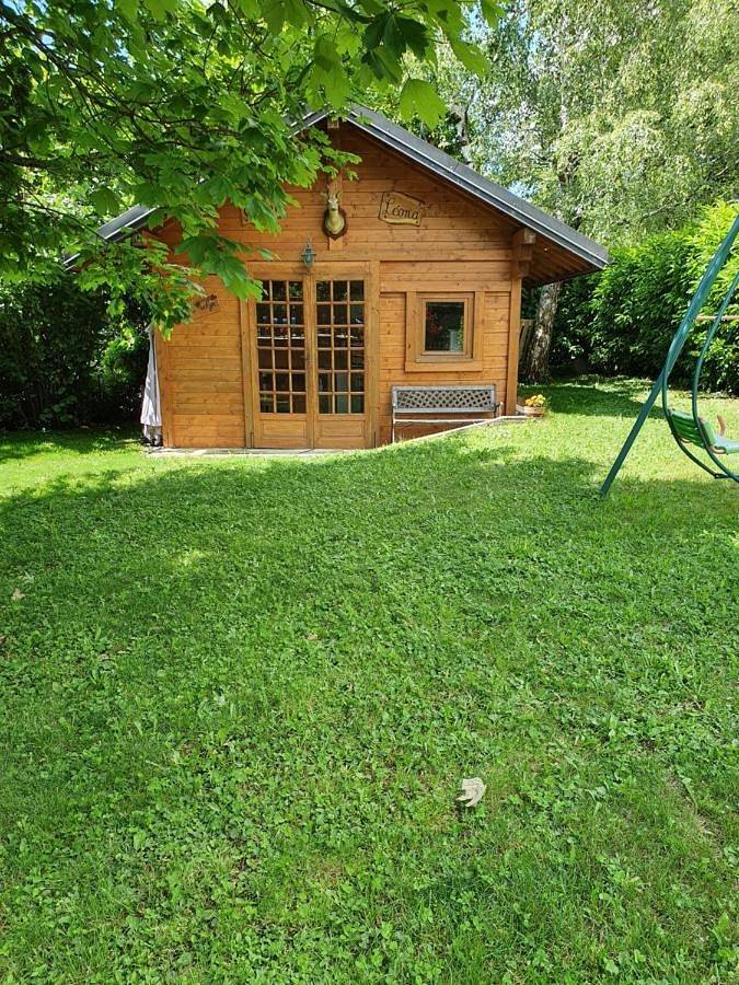 Gîte pour 4 personnes, avec jardin ainsi que vue et piscine à Burettes - 2