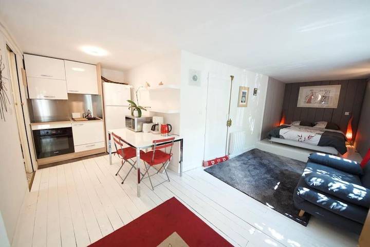 Location de vacances pour 9 personnes, avec balcon et vue à Chennevières-sur-Marne - 2