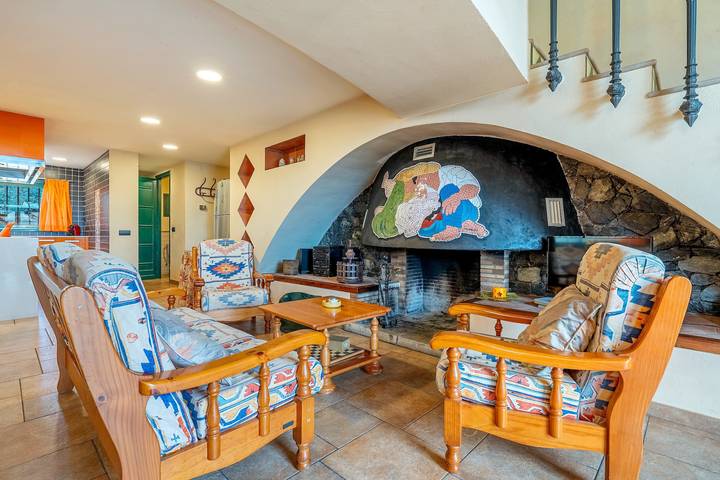 Casa de vacaciones "Mas Lucena" con piscina privada, terraza privada y Wi-Fi in Alforja, Baix Camp